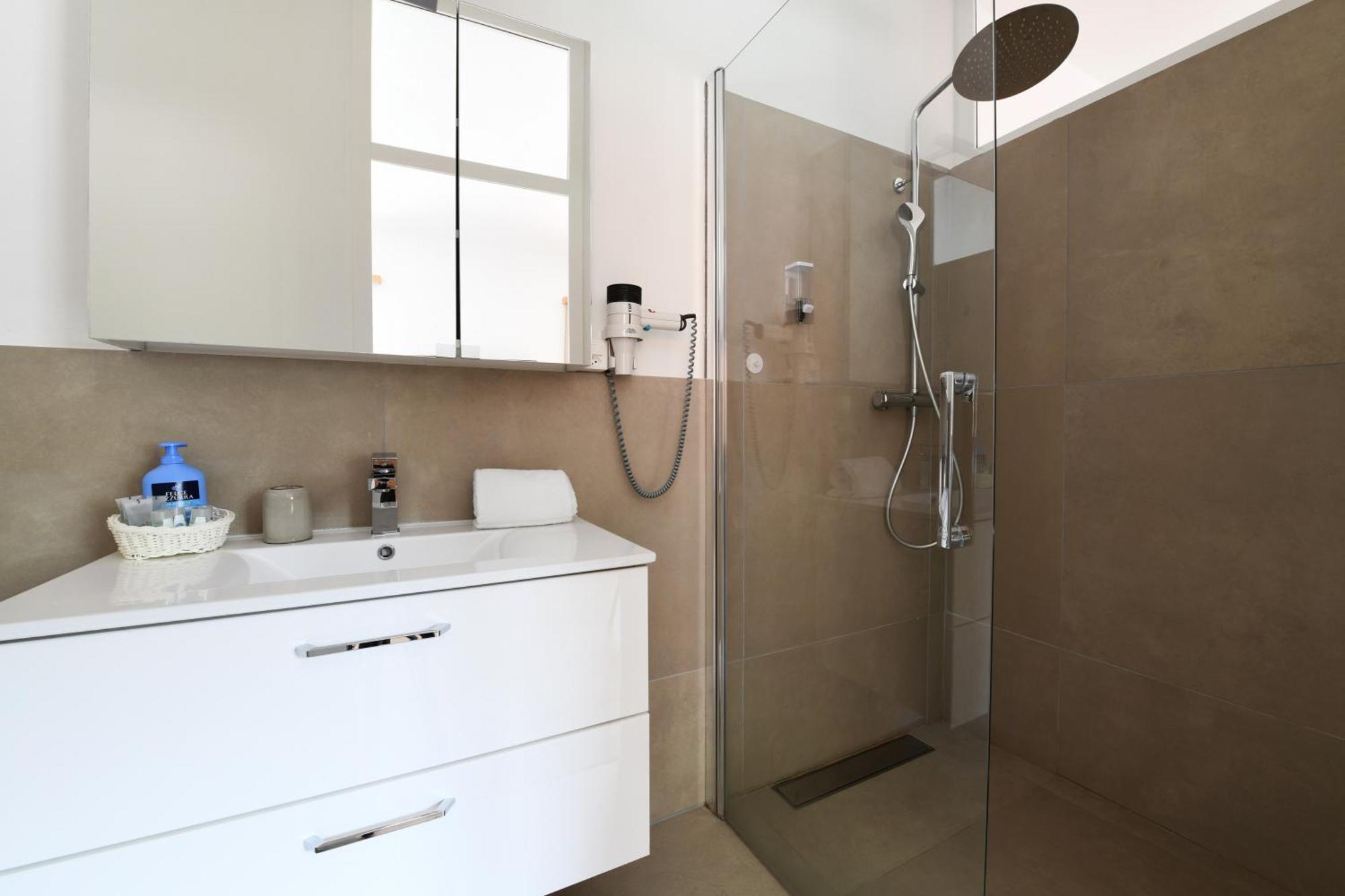 7Rooms - Self Check-In 24H Free Parking Losone Exterior photo