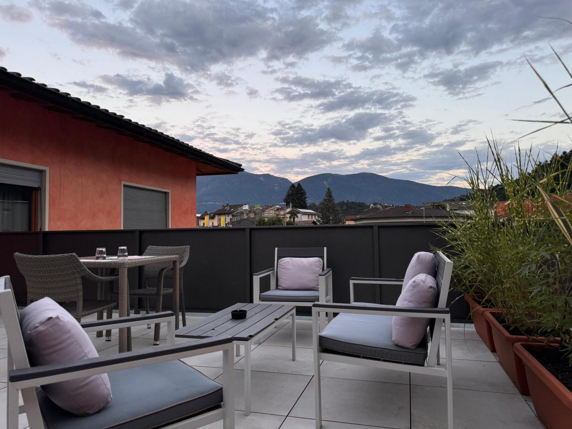 7Rooms - Self Check-In 24H Free Parking Losone Exterior photo